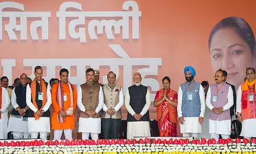 Delhi : ఢిల్లీలో సూపర్ సిక్స్.. ఆరుగురు మంత్రుల బ్యాక్ గ్రౌండ్ తెలుసుకోండి Delhi : ఢిల్లీలో సూపర్ సిక్స్.. ఆరుగురు మంత్రుల బ్యాక్ గ్రౌండ్ తెలుసుకోండి