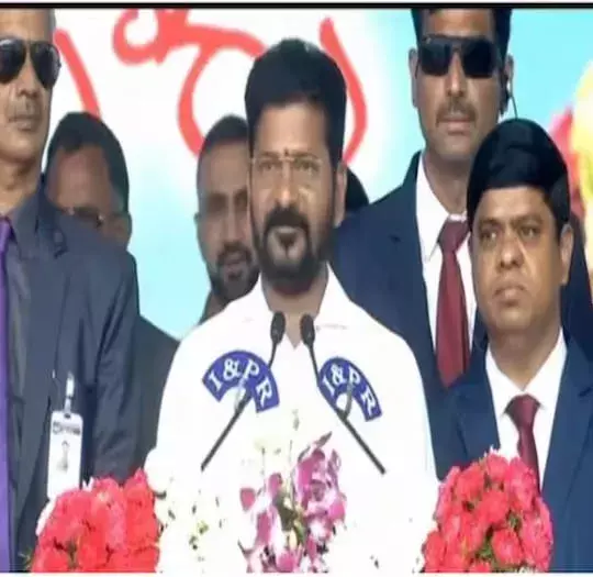 REVANTH: సీట్లు తగ్గితే తిరుగుబాటు వస్తుంది: రేవంత్ REVANTH: సీట్లు తగ్గితే తిరుగుబాటు వస్తుంది: రేవంత్