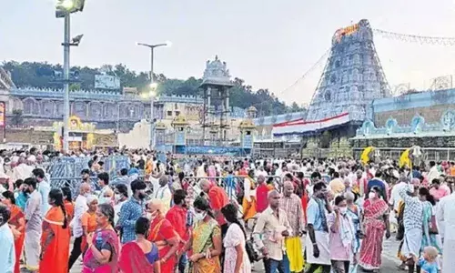 Tirumala : తిరుమలలో భక్తుల రద్దీ సాధారణం