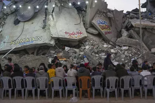 Gaza Cease Fire: ఇజ్రాయెల్-హమాస్ మధ్య మరో ఒప్పందం Gaza Cease Fire: ఇజ్రాయెల్-హమాస్ మధ్య మరో ఒప్పందం
