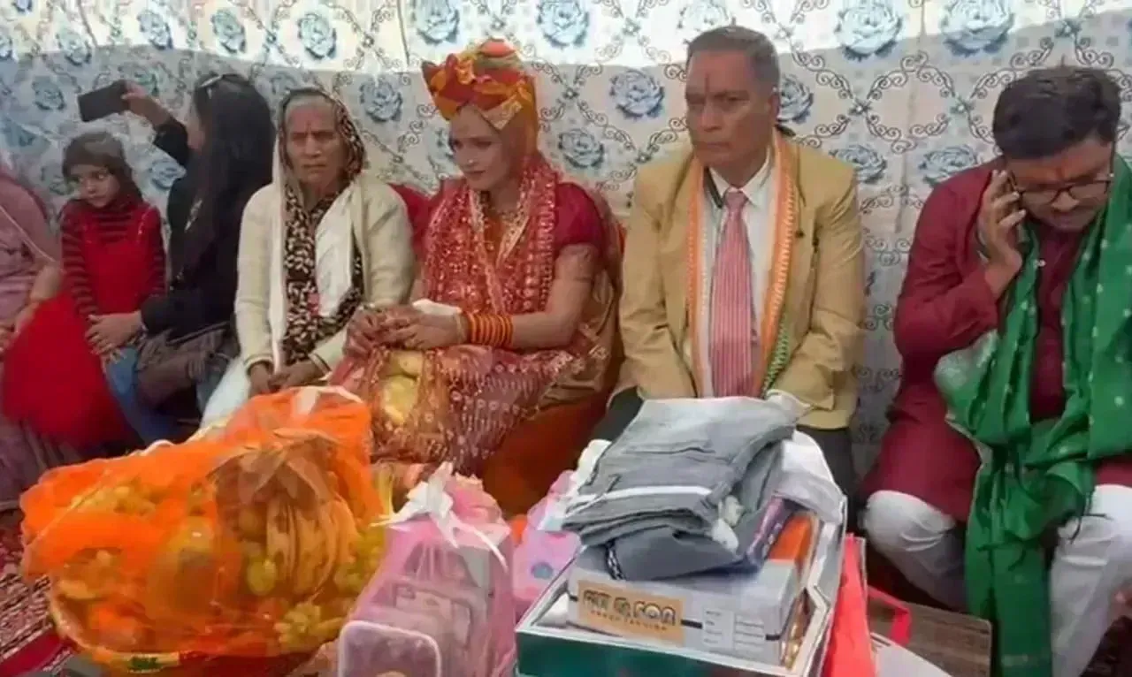 Seema Haider: సచిన్ బిడ్డకు తల్లి కాబోతున్న సీమా హైదర్..! Seema Haider: సచిన్ బిడ్డకు తల్లి కాబోతున్న సీమా హైదర్..!