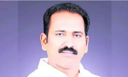 Sripal Reddy: టీచర్స్ ఎమ్మెల్సీగా శ్రీపాల్ రెడ్డి విజయం Sripal Reddy: టీచర్స్ ఎమ్మెల్సీగా శ్రీపాల్ రెడ్డి విజయం