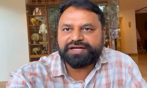 Adhankhi Dayakar : బీజేపీ.. బీఆర్ఎస్కు లొంగిపోయింది.. అద్దంకి హాట్ కామెంట్ Adhankhi Dayakar : బీజేపీ.. బీఆర్ఎస్కు లొంగిపోయింది.. అద్దంకి హాట్ కామెంట్