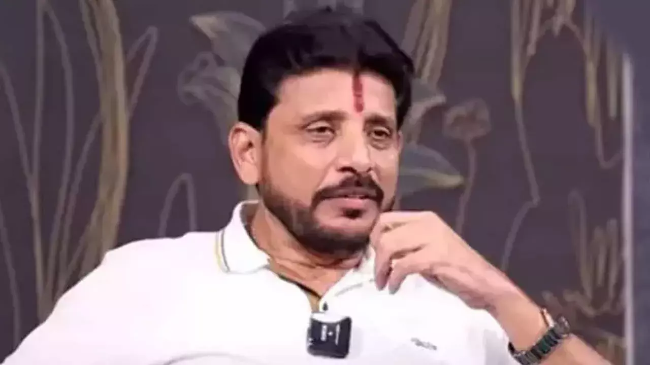 YSRCP MLC Duvvada : దువ్వాడపై కేసు నమోదు YSRCP MLC Duvvada : దువ్వాడపై కేసు నమోదు