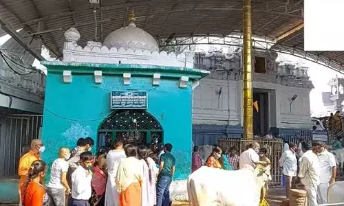 TG : వేములవాడలో దర్గా తొలగించాలని హుండీలు చిట్టీలు TG : వేములవాడలో దర్గా తొలగించాలని హుండీలు చిట్టీలు