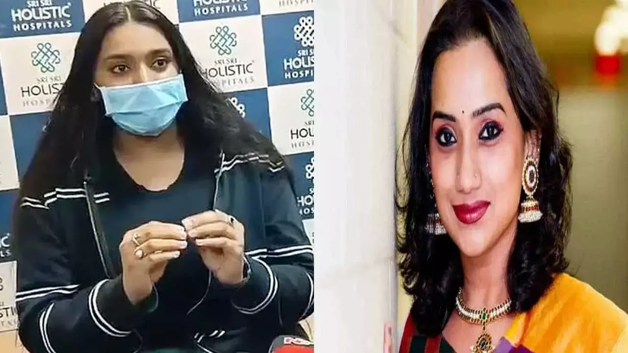 Singer Kalpana : నిలకడగా సింగర్ కల్పన ఆరోగ్యం.. ఆత్మహత్యాయత్నానికి కారణం ఇదే Singer Kalpana : నిలకడగా సింగర్ కల్పన ఆరోగ్యం.. ఆత్మహత్యాయత్నానికి కారణం ఇదే