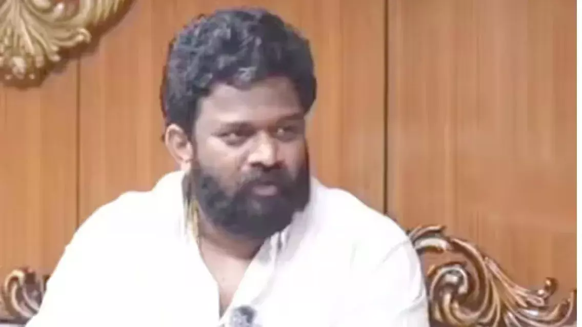 BORUGADDA: హైకోర్టుకే బోరుగడ్డ బురిడీ..! BORUGADDA: హైకోర్టుకే బోరుగడ్డ బురిడీ..!