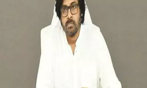 PAWAN: మహిళలపై అలా ప్రవర్తిస్తే కఠిన చర్యలు: పవన్ PAWAN: మహిళలపై అలా ప్రవర్తిస్తే కఠిన చర్యలు: పవన్