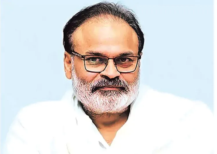 AP: చిరంజీవి, పవన్ వద్ద అప్పు తీసుకున్న నాగబాబు AP: చిరంజీవి, పవన్ వద్ద అప్పు తీసుకున్న నాగబాబు