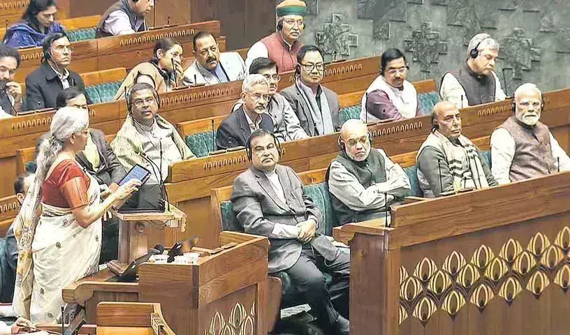 Lok sabha: నేటి నుంచి రెండో విడత బడ్జెట్ సమావేశాలు.. హాట్హాట్గా సాగే అవకాశం Lok sabha: నేటి నుంచి రెండో విడత బడ్జెట్ సమావేశాలు.. హాట్హాట్గా సాగే అవకాశం