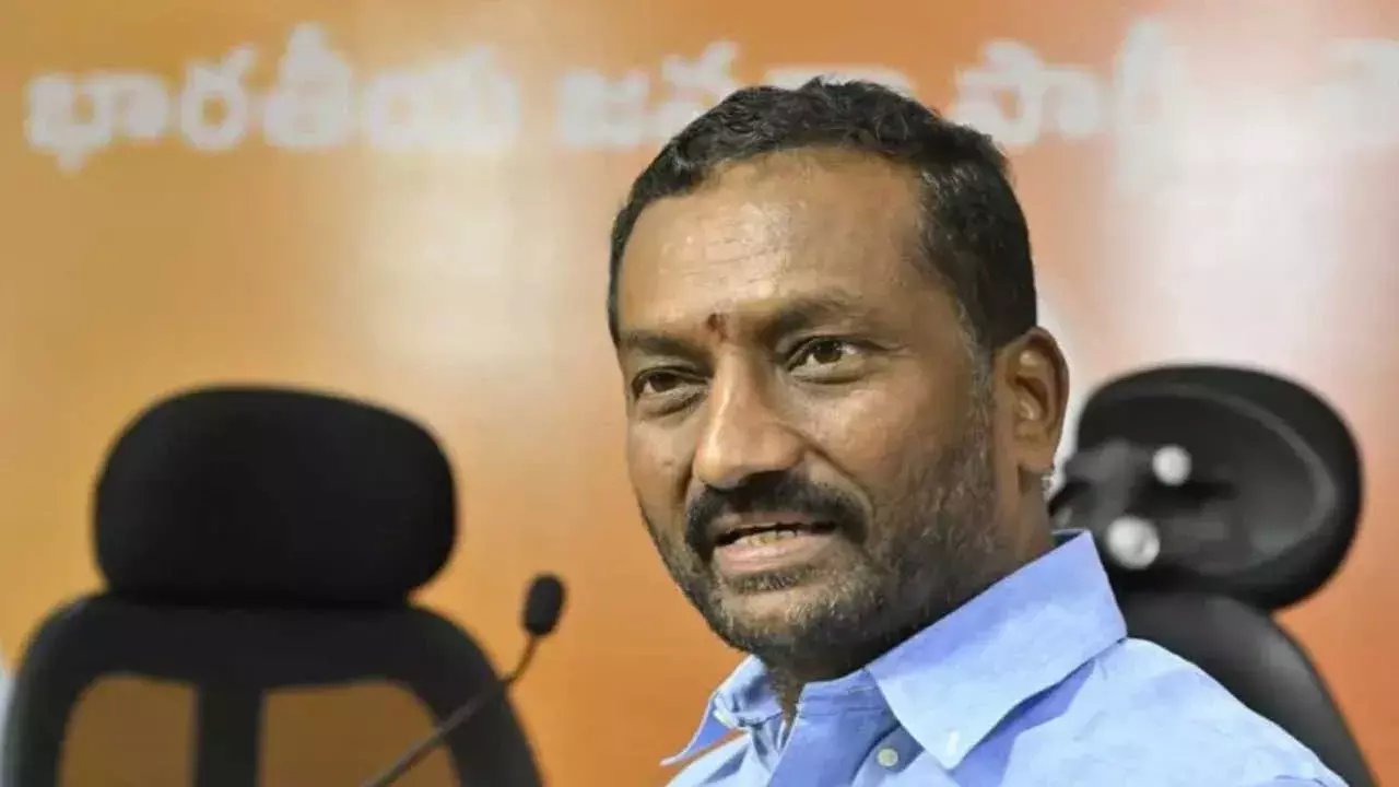 Raghunandan Rao : రఘునందన్ రావుకు హైకోర్టులో ఊరట Raghunandan Rao : రఘునందన్ రావుకు హైకోర్టులో ఊరట