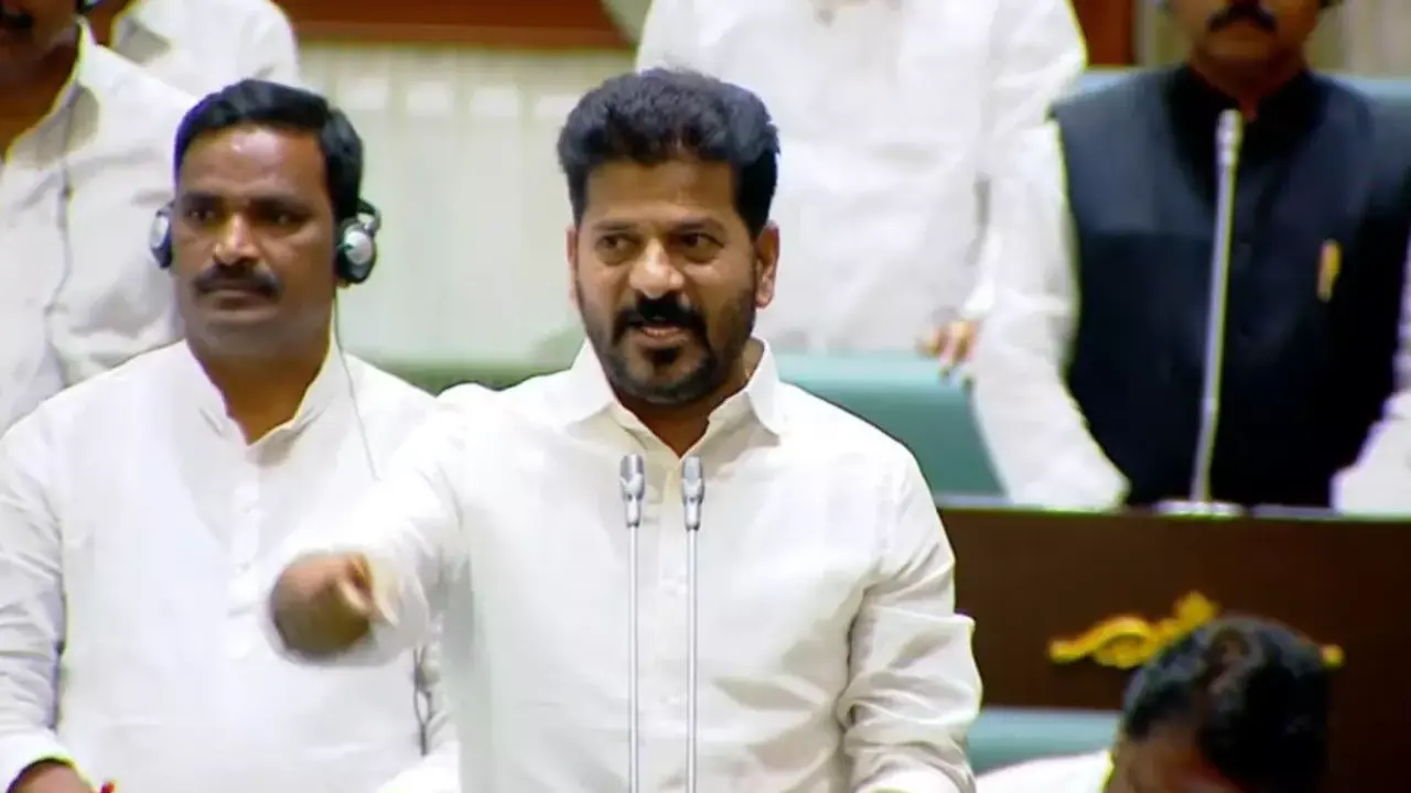 CM Revanth : కేసీఆర్ అసెంబ్లీకి వస్తే అన్నీ చెప్తా.. రేవంత్ హాట్ కామెంట్ CM Revanth : కేసీఆర్ అసెంబ్లీకి వస్తే అన్నీ చెప్తా.. రేవంత్ హాట్ కామెంట్