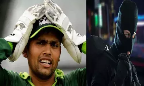 Pakistan Cricketer House: పాక్ మాజీ క్రికెటర్ల ఇంట్లో పట్టపగలే చోరీ Pakistan Cricketer House: పాక్ మాజీ క్రికెటర్ల ఇంట్లో పట్టపగలే చోరీ