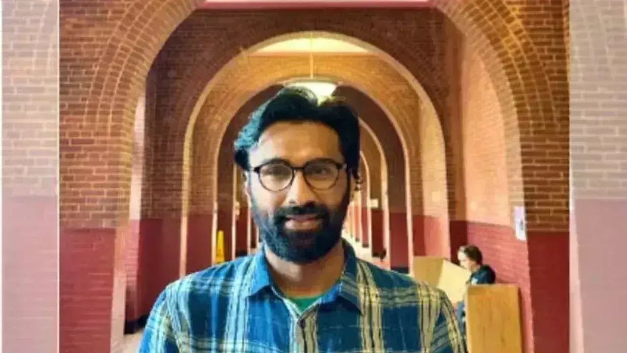 Indian student: అమెరికా నుంచి భారతీయ విద్యార్థి బహిష్కరణ Indian student: అమెరికా నుంచి భారతీయ విద్యార్థి బహిష్కరణ