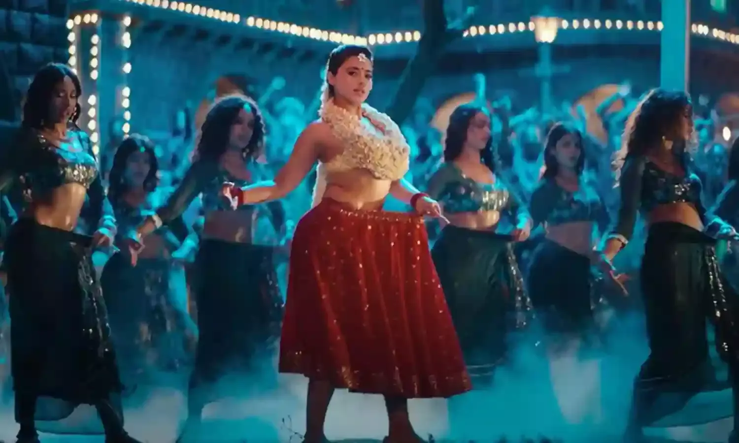 Robinhood : ఆ డ్యాన్స్ లపై తెలంగాణ ప్రభుత్వం సీరియస్ Robinhood : ఆ డ్యాన్స్ లపై తెలంగాణ ప్రభుత్వం సీరియస్