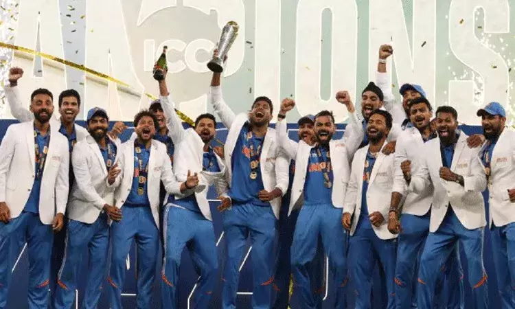 రోహిత్ సేన మీద బీసీసీఐ కాసుల వర్షం.. ఛాంపియన్స్ ట్రోఫీ విజేతలకు రూ.58 కోట్లు