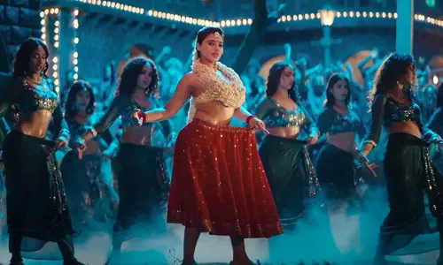 Robinhood :   ఆ డ్యాన్స్ లపై తెలంగాణ ప్రభుత్వం సీరియస్ Robinhood :   ఆ డ్యాన్స్ లపై తెలంగాణ ప్రభుత్వం సీరియస్