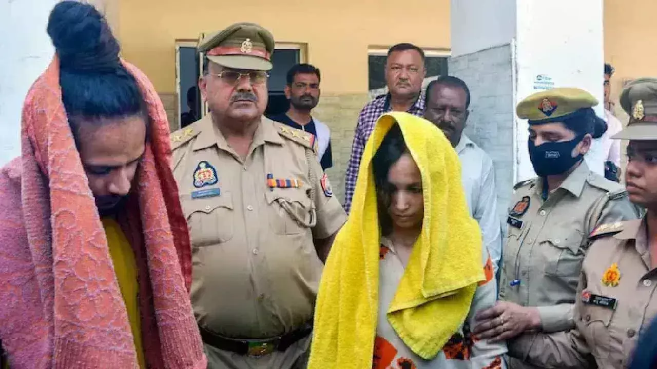 Meerut Murder: భర్త సొమ్మునిచ్చి.. ప్రియుడితో బెట్టింగ్ Meerut Murder: భర్త సొమ్మునిచ్చి.. ప్రియుడితో బెట్టింగ్