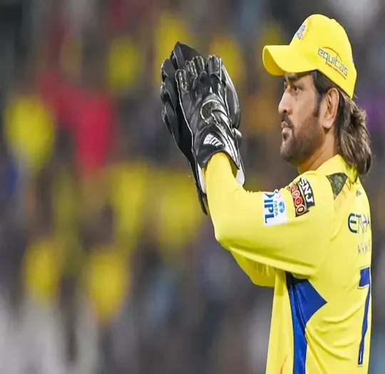 DHONI: అడిగితే తప్ప సాయం చేయను DHONI: అడిగితే తప్ప సాయం చేయను