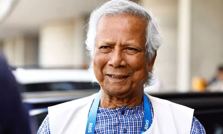 Bangladesh: యూనస్ ప్రభుత్వం పై తిరుగుబాటు.. సైన్యం అత్యవసర సమావేశం Bangladesh: యూనస్ ప్రభుత్వం పై తిరుగుబాటు.. సైన్యం అత్యవసర సమావేశం