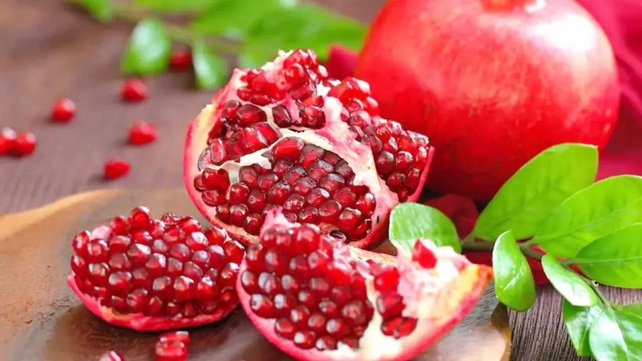 Health Benefits : దానిమ్మ పండుతో ఆరోగ్యానికి ఎంతో మేలు