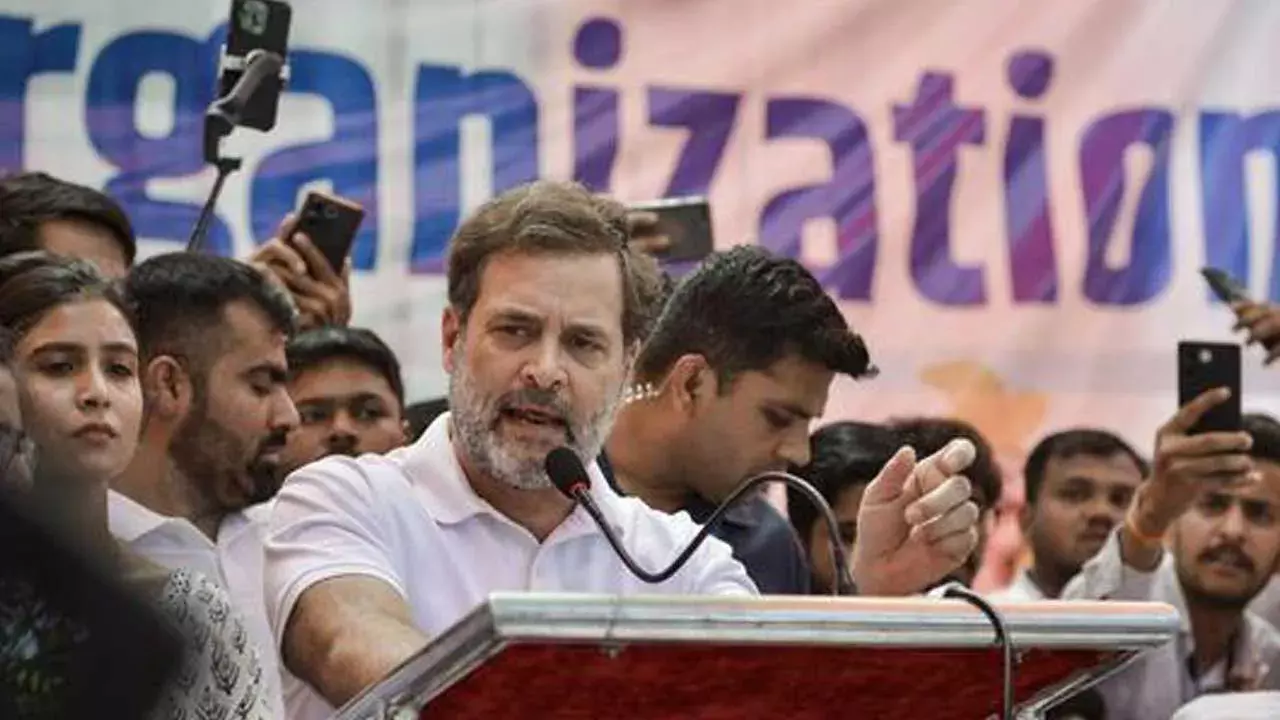 Rahul Gandhi : విద్యావ్యవస్థ అర్సెస్సెస్ చేతుల్లోకి వెళితే దేశం నాశనమే : రాహుల్ గాంధీ