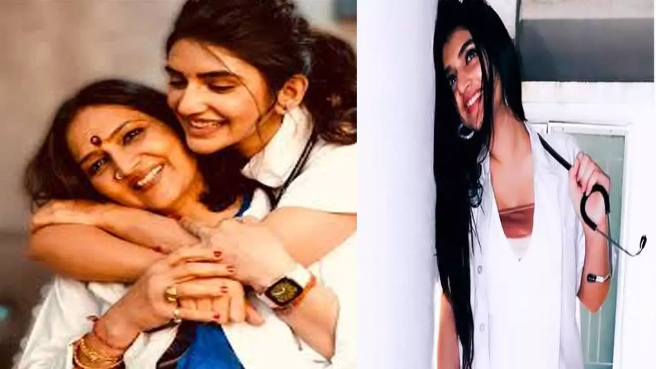 Actor Sree Leela : డాక్టర్ శ్రీలీల .. ఎంబీబీఎస్ పూర్తి Actor Sree Leela : డాక్టర్ శ్రీలీల .. ఎంబీబీఎస్ పూర్తి