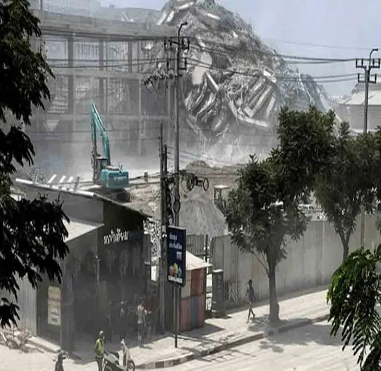 EARTHQUAKE: వణికిపోయిన బ్యాంకాక్, మయన్మార్ EARTHQUAKE: వణికిపోయిన బ్యాంకాక్, మయన్మార్