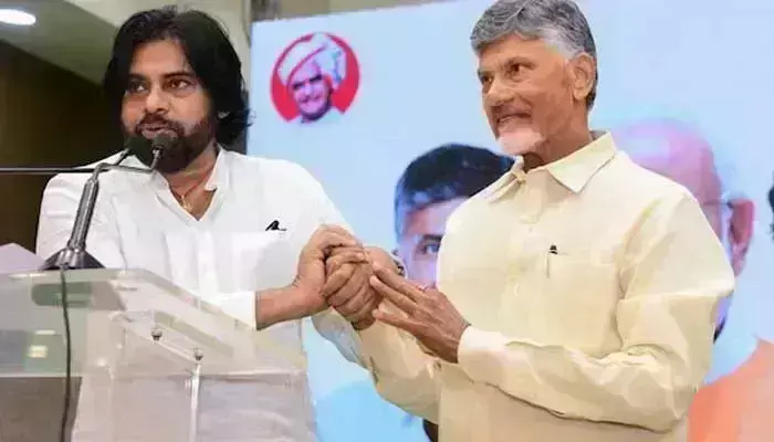 PAWAN: ప్రజా గొంతుకు 42 ఏళ్ళు: పవన్ PAWAN: ప్రజా గొంతుకు 42 ఏళ్ళు: పవన్