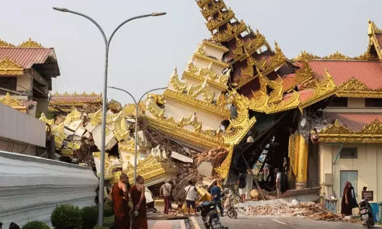 Mayanmar: భూకంపం సృష్టించిన భారీ విధ్వంసం.. 1000 మంది మృతి, 2376 మందికి గాయాలు..