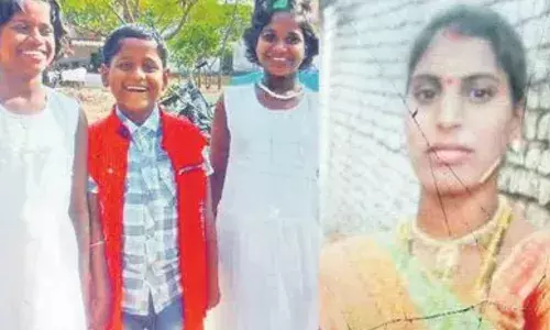 Kamareddy District : ఒకే కుటుంబానికి చెందిన నలుగురు మృతి.. అనుమానాలెన్నో! Kamareddy District : ఒకే కుటుంబానికి చెందిన నలుగురు మృతి.. అనుమానాలెన్నో!