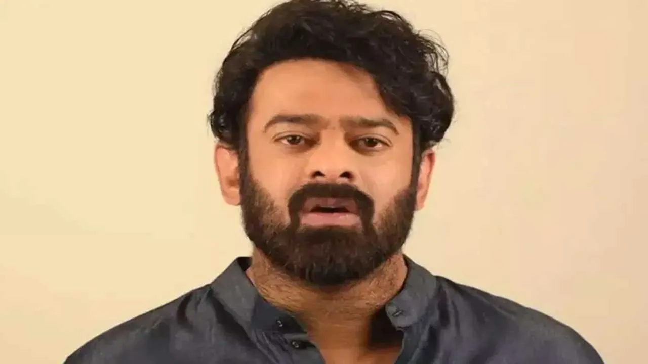 Prabhas PRO : హీరో ప్రభాస్ పీఆర్వోపై ఫిర్యాదు Prabhas PRO : హీరో ప్రభాస్ పీఆర్వోపై ఫిర్యాదు