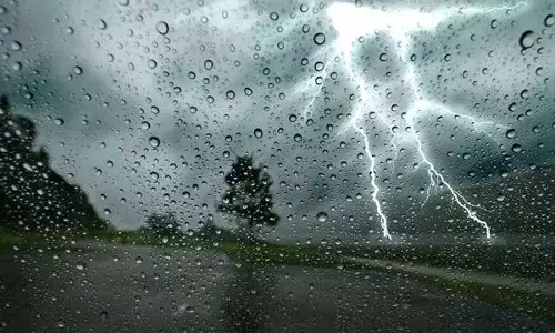 Weather Forecast : ఏపీ,తెలంగాణలో 3, 4 తేదీల్లో వర్షాలు Weather Forecast : ఏపీ,తెలంగాణలో 3, 4 తేదీల్లో వర్షాలు