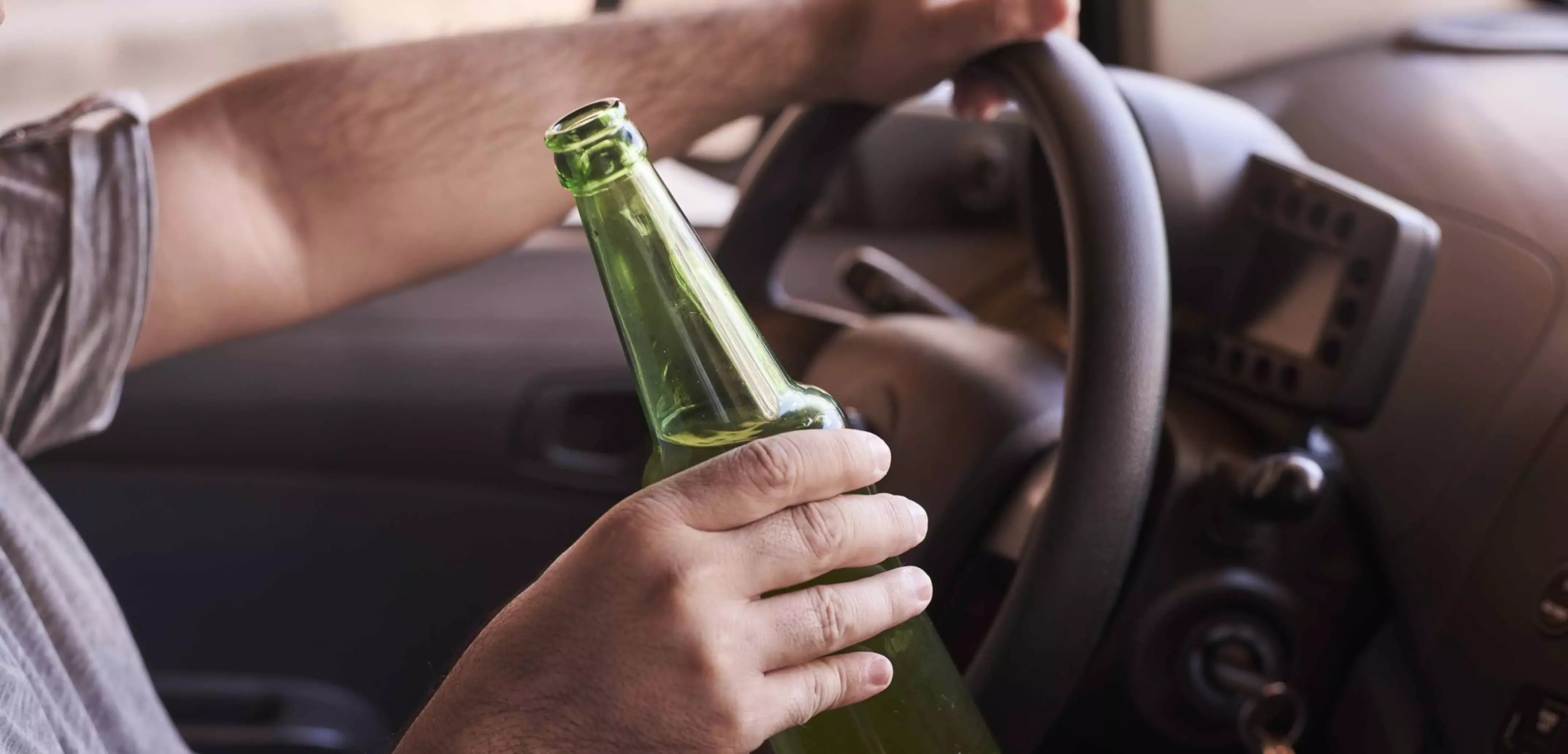 US: డ్రంకెన్ డ్రైవింగ్లో దొరికితే వీసా రద్దు US: డ్రంకెన్ డ్రైవింగ్లో దొరికితే వీసా రద్దు