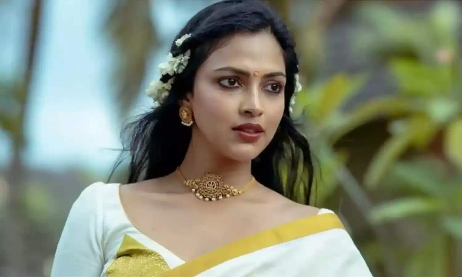 Amala Paul : ఆ క్యారెక్టర్ తో చాలా ఇబ్బంది పడ్డా.. అమలాపాల్ సంచలనం Amala Paul : ఆ క్యారెక్టర్ తో చాలా ఇబ్బంది పడ్డా.. అమలాపాల్ సంచలనం