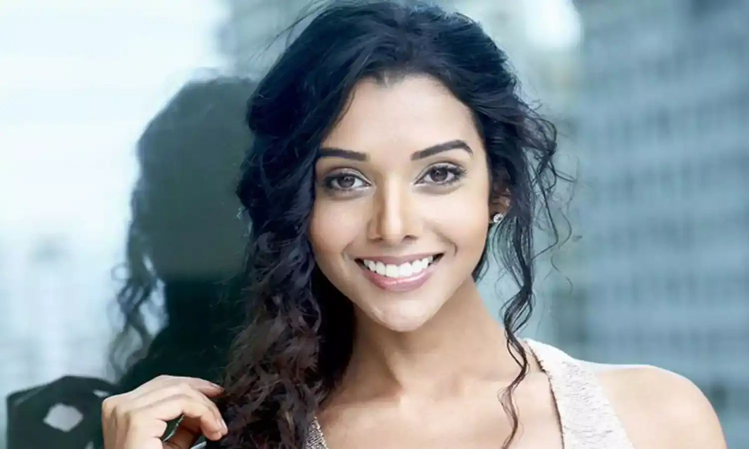 Actress Anupriya : ఇంటిమేట్ సీన్లో ఓ నటుడు హద్దు మీరాడు: హీరోయిన్ అనుప్రియ Actress Anupriya : ఇంటిమేట్ సీన్లో ఓ నటుడు హద్దు మీరాడు: హీరోయిన్ అనుప్రియ
