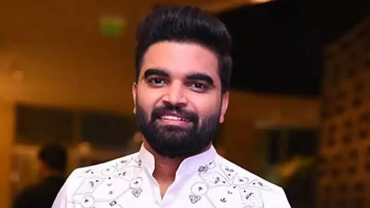 Anchor Pradeep : ఎమ్మెల్యేతో పెళ్లి వార్తలు.. యాంకర్ ప్రదీప్ ఏమన్నారంటే? Anchor Pradeep : ఎమ్మెల్యేతో పెళ్లి వార్తలు.. యాంకర్ ప్రదీప్ ఏమన్నారంటే?