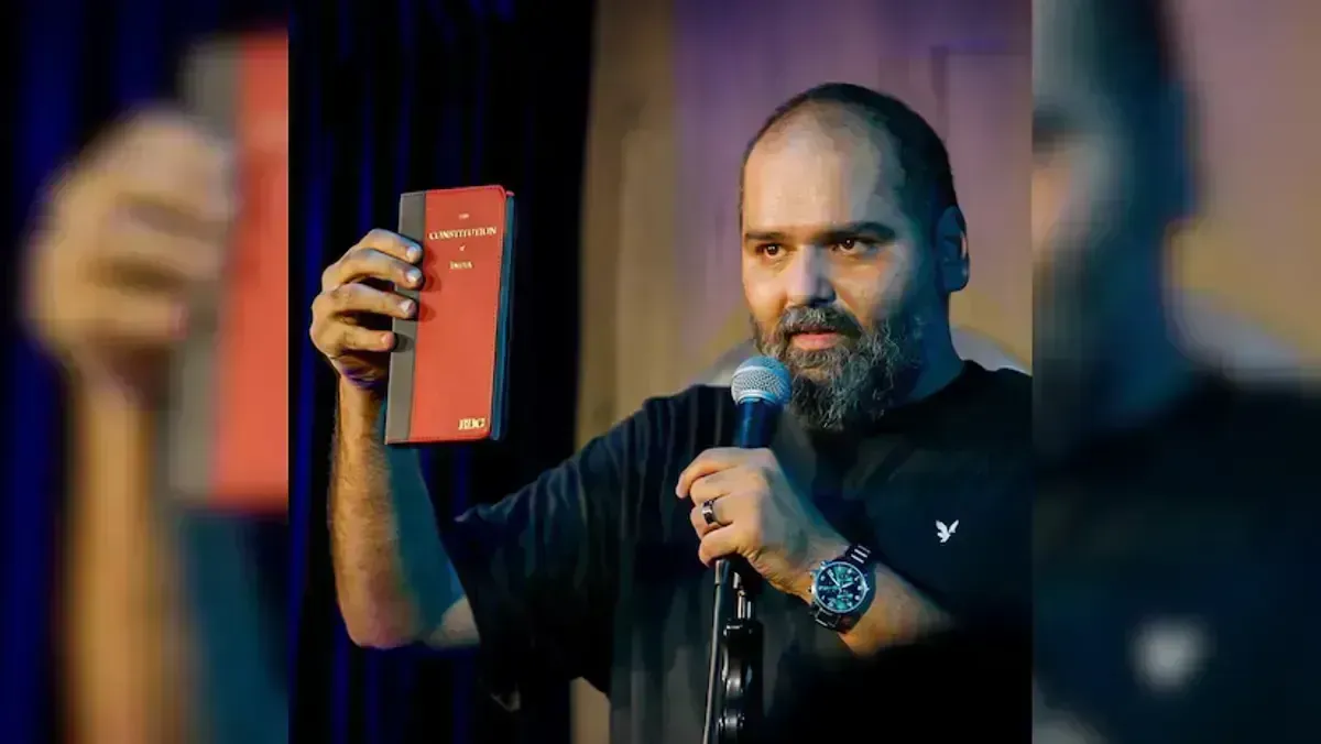 Kunal Kamra: బాంబే హైకోర్టులో కునాల్ కమ్రా పిటిషన్.. Kunal Kamra: బాంబే హైకోర్టులో కునాల్ కమ్రా పిటిషన్..