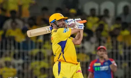 DHONI: ఇప్పటికిప్పుడు రిటైర్మెంట్ లేదు