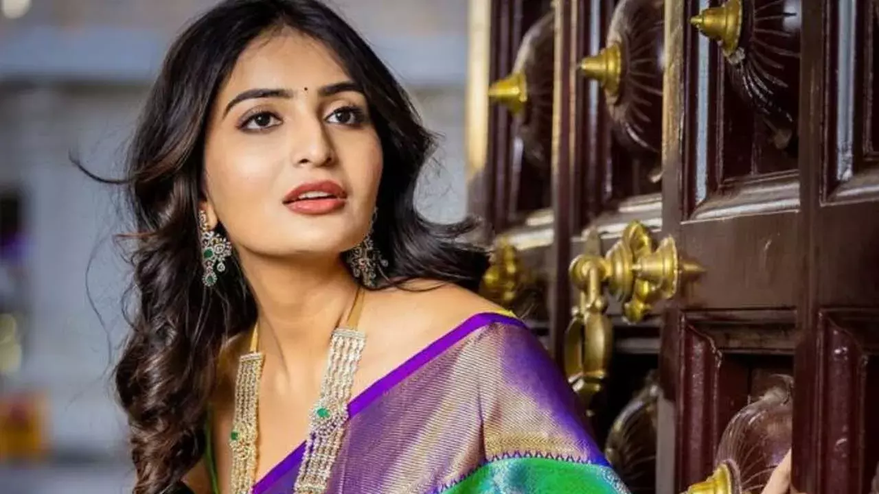 Telugu Heroine : బాలీవుడ్లోకి తెలుగు హీరోయిన్ ఎంట్రీ! Telugu Heroine : బాలీవుడ్లోకి తెలుగు హీరోయిన్ ఎంట్రీ!