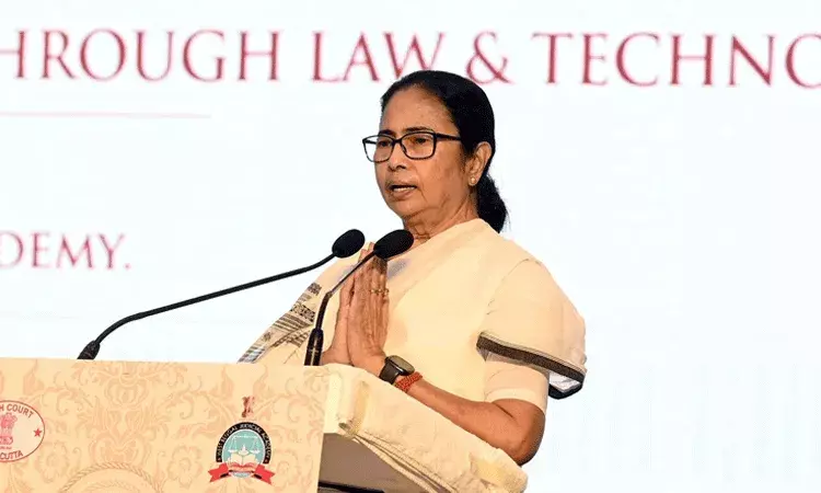 మమతా బెనర్జీ ప్రభుత్వానికి భారీ ఉపశమనం.. హైకోర్టు నిర్ణయాన్ని రద్దు చేయాలన్న సుప్రీం.. మమతా బెనర్జీ ప్రభుత్వానికి భారీ ఉపశమనం.. హైకోర్టు నిర్ణయాన్ని రద్దు చేయాలన్న సుప్రీం..