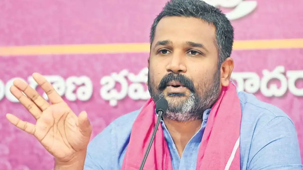 High Court : విచారణకు క్రిశాంక్ సహకరించాలి.. హైకోర్టు కీలక ఆదేశాలు High Court : విచారణకు క్రిశాంక్ సహకరించాలి.. హైకోర్టు కీలక ఆదేశాలు