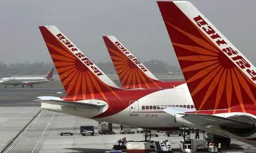 Delhi: ఢిల్లీలో దుమ్ము తుఫాను బీభత్సం, విమాన రాక‌పోక‌ల‌కు అంత‌రాయం