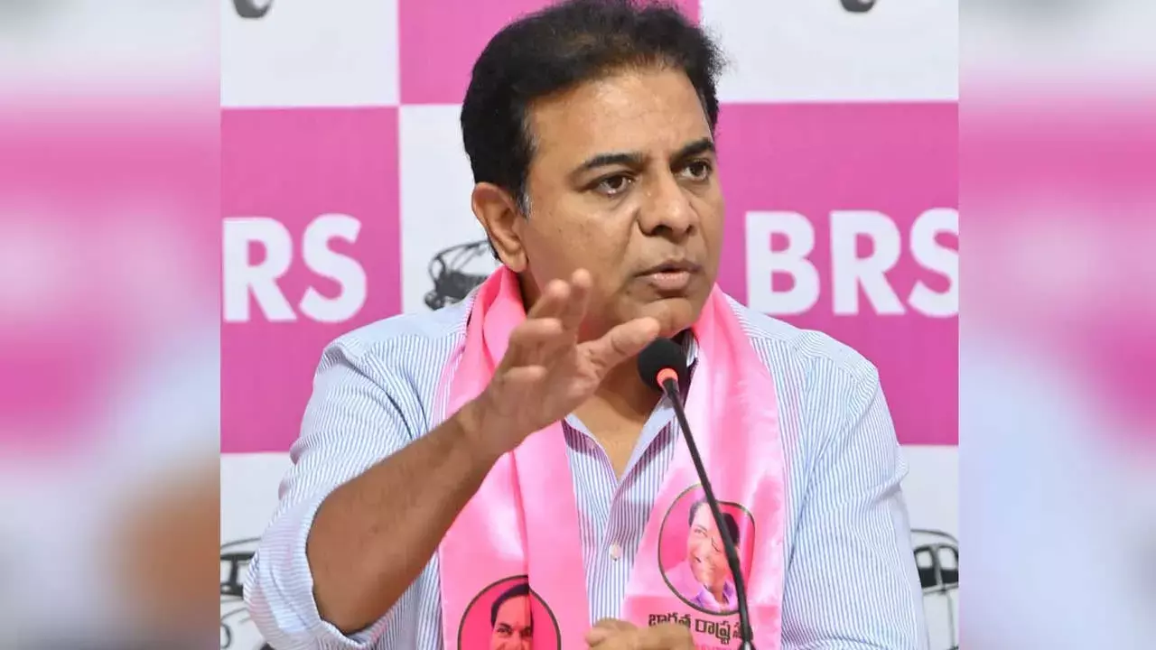 KTR : ఆ బీజేపీ ఎంపీ పేరు ఇప్పుడే చెప్పను : కేటీఆర్ KTR : ఆ బీజేపీ ఎంపీ పేరు ఇప్పుడే చెప్పను : కేటీఆర్