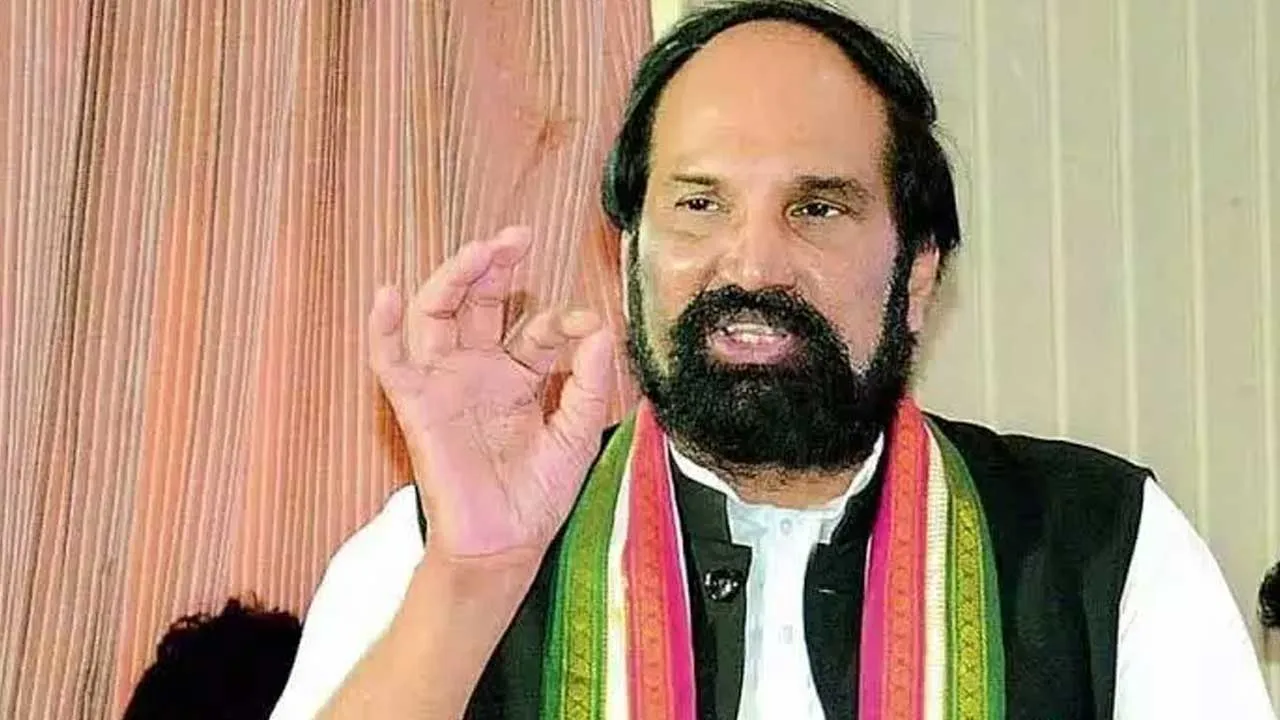 Minister Uttam : సన్నబియ్యం పంపిణీకి స్పందన అద్భుతం: మంత్రి ఉత్తమ్ Minister Uttam : సన్నబియ్యం పంపిణీకి స్పందన అద్భుతం: మంత్రి ఉత్తమ్
