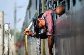 SUMMER: రాష్ట్ర విపత్తుగా వడదెబ్బ SUMMER: రాష్ట్ర విపత్తుగా వడదెబ్బ