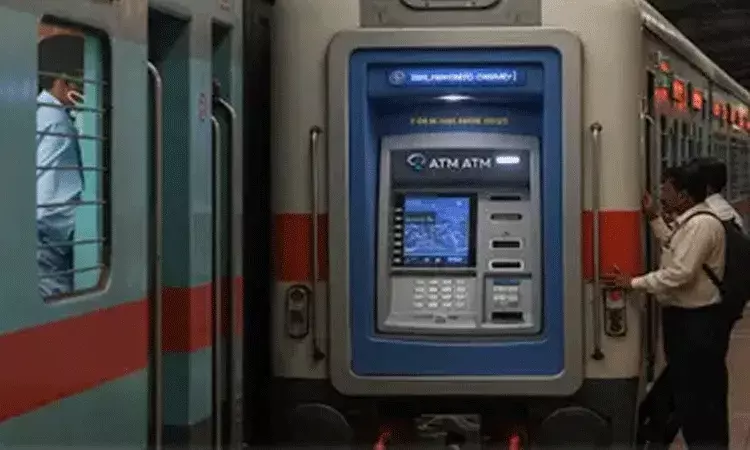 Cash on Wheels: పంచవటి ఎక్స్‌ప్రెస్ రైలులో ఏటీఎం..