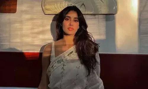 Janhvi Kapoor : ఆ బాధను అబ్బాయిలు భరించలేరు: జాన్వీ కపూర్ Janhvi Kapoor : ఆ బాధను అబ్బాయిలు భరించలేరు: జాన్వీ కపూర్