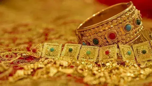 GOLD: భారీగా పెరుగుతున్న పసిడి దిగుమతులు