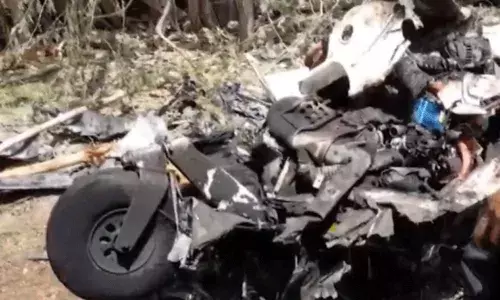 Gujarat: అమ్రేలీలో కూలిన శిక్షణ విమానం.. పైలెట్ మృతి